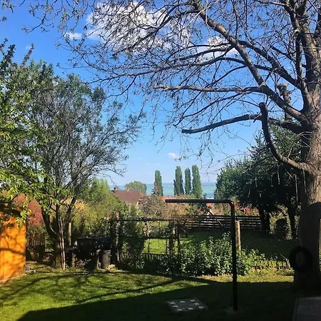 Panorámás Felújított ábrahámhegyen Ábrahámhegy