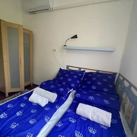 Panorámás Felújított ábrahámhegyen *