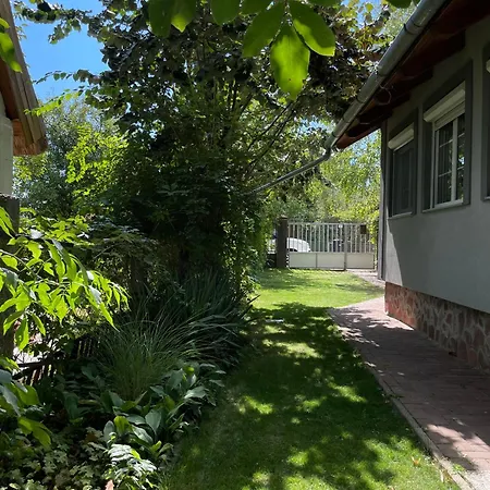 Lejlighed Panoramas Felujitott Nyaralo Abrahamhegyen *